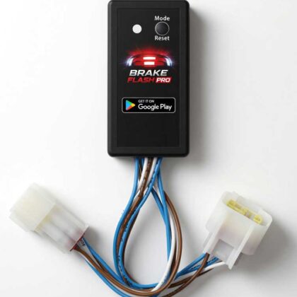 BrakeFlash Pro brake light strobe module for Voge SR3